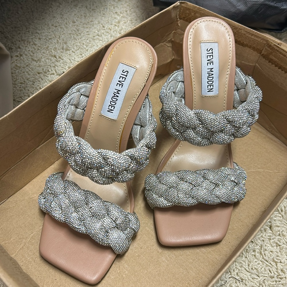 Steve Madden women’s Kenley Heeled Sandals